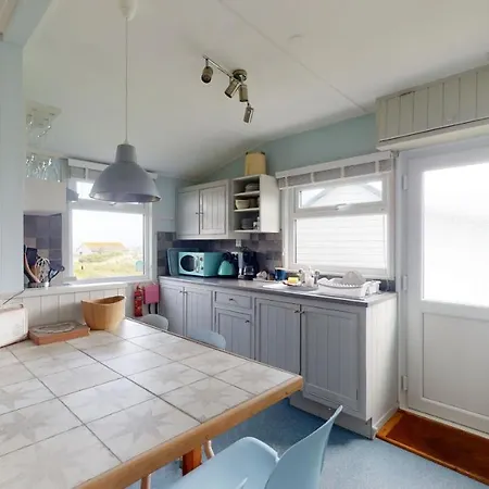 E23 Porthpean, Riviere Towans Holiday home *