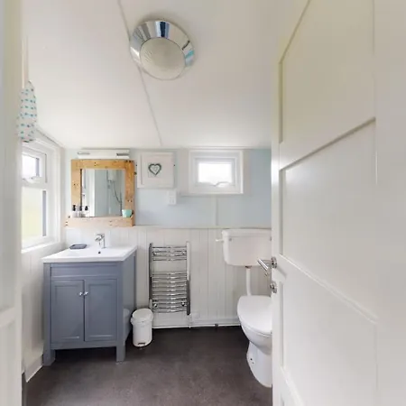 E23 Porthpean, Riviere Towans